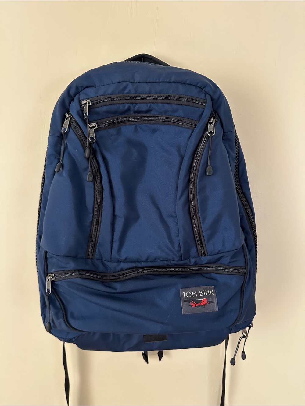 Tom Bihn Synik 30 in Navy + 2 TB packing cubes & 3D Clear Organizer in NW Sky